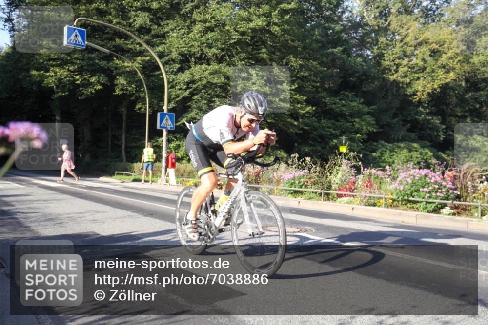 08.09.2024 - Stadtparktriathlon Zöllner http://msf.ph/oto/7038886 08.09.2024 09:05:50 Radfahren 60 meine-sportfotos.de