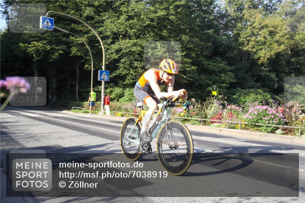 08.09.2024 - Stadtparktriathlon Zöllner http://msf.ph/oto/7038919 08.09.2024 09:07:25 Radfahren 106 meine-sportfotos.de