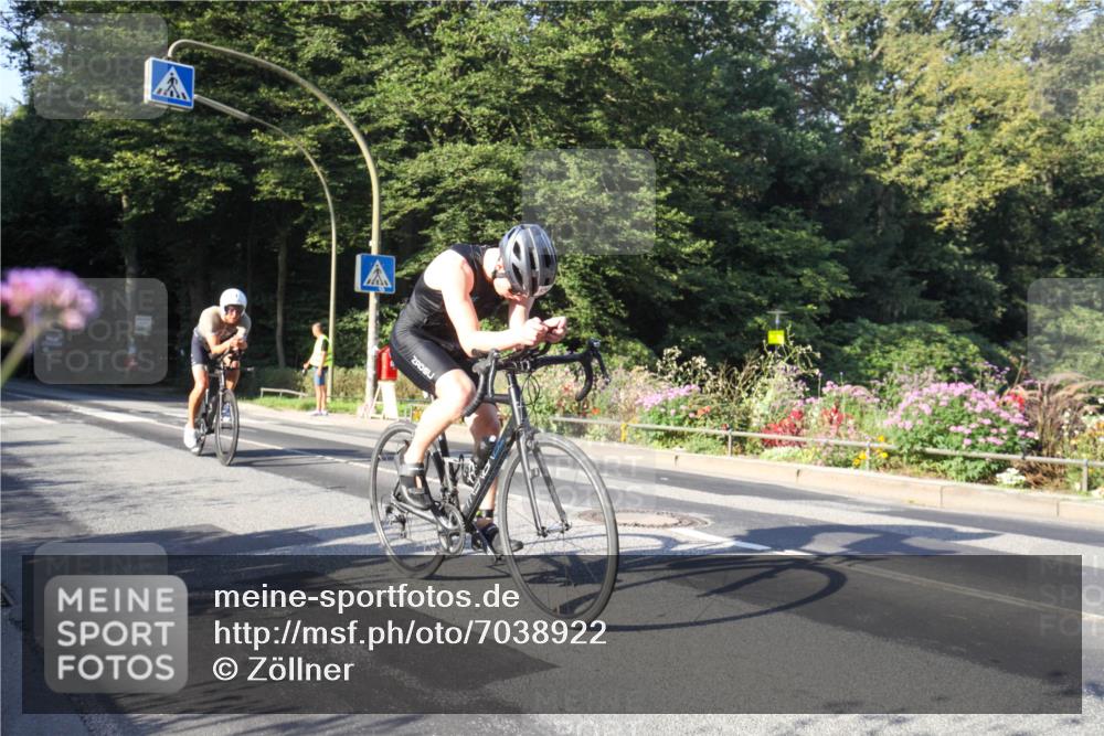 08.09.2024 - Stadtparktriathlon Zöllner http://msf.ph/oto/7038922 08.09.2024 09:07:36 Radfahren 1, 5, 6, 49, 59, 65, 126 meine-sportfotos.de