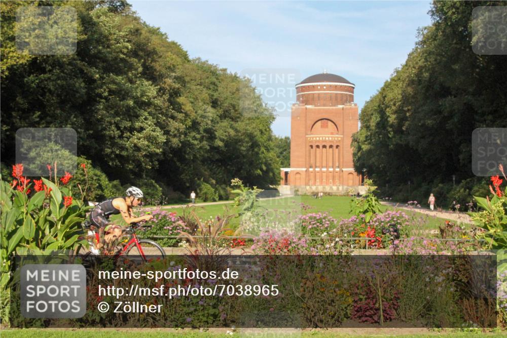 08.09.2024 - Stadtparktriathlon Zöllner http://msf.ph/oto/7038965 08.09.2024 09:16:56 Radfahren 121, 133 meine-sportfotos.de