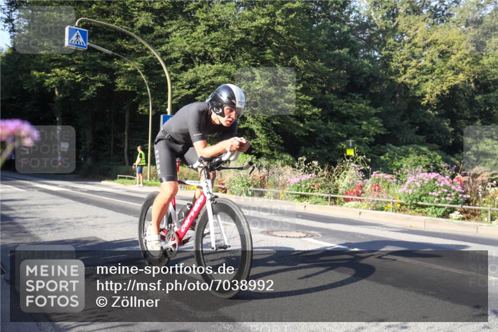08.09.2024 - Stadtparktriathlon Zöllner http://msf.ph/oto/7038992 08.09.2024 09:09:07 Radfahren 32, 66, 120 meine-sportfotos.de