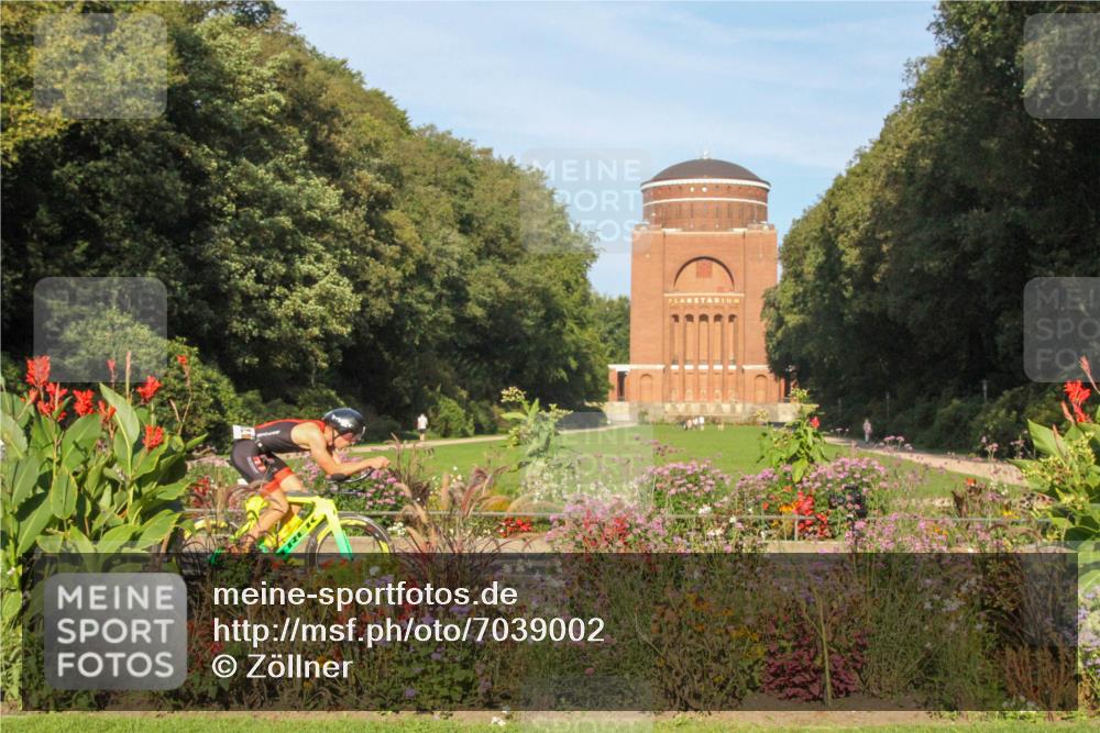 08.09.2024 - Stadtparktriathlon Zöllner http://msf.ph/oto/7039002 08.09.2024 09:17:44 Radfahren 42, 114, 119 meine-sportfotos.de