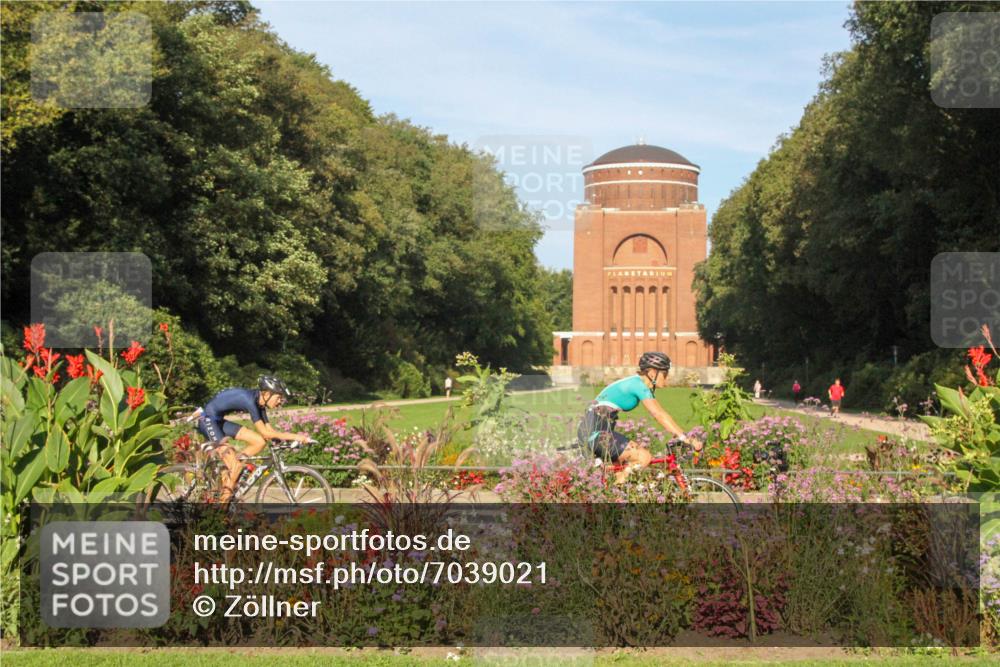 08.09.2024 - Stadtparktriathlon Zöllner http://msf.ph/oto/7039021 08.09.2024 09:18:11 Radfahren 100, 128 meine-sportfotos.de