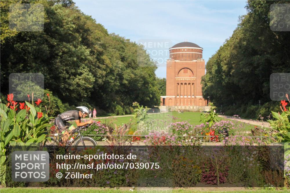 08.09.2024 - Stadtparktriathlon Zöllner http://msf.ph/oto/7039075 08.09.2024 09:19:57 Radfahren 91, 102, 105, 158 meine-sportfotos.de