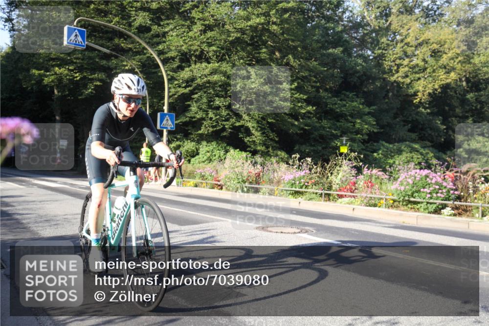 08.09.2024 - Stadtparktriathlon Zöllner http://msf.ph/oto/7039080 08.09.2024 09:10:38 Radfahren 8, 41, 131 meine-sportfotos.de