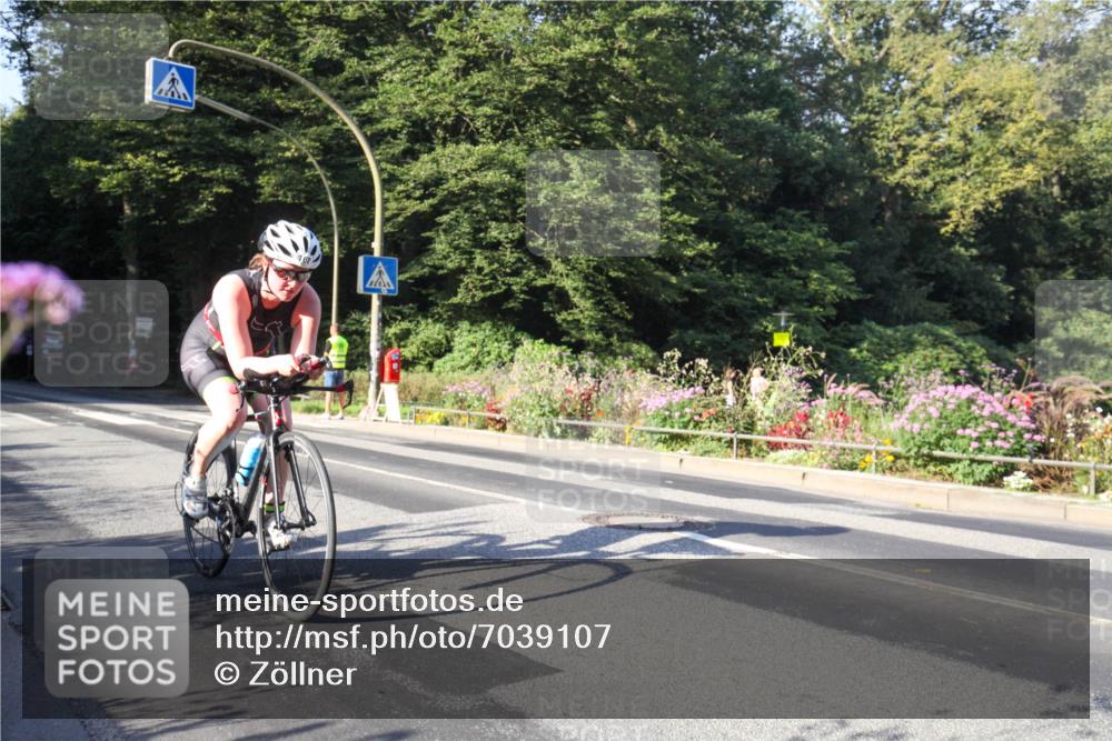 08.09.2024 - Stadtparktriathlon Zöllner http://msf.ph/oto/7039107 08.09.2024 09:11:15 Radfahren 153, 167 meine-sportfotos.de