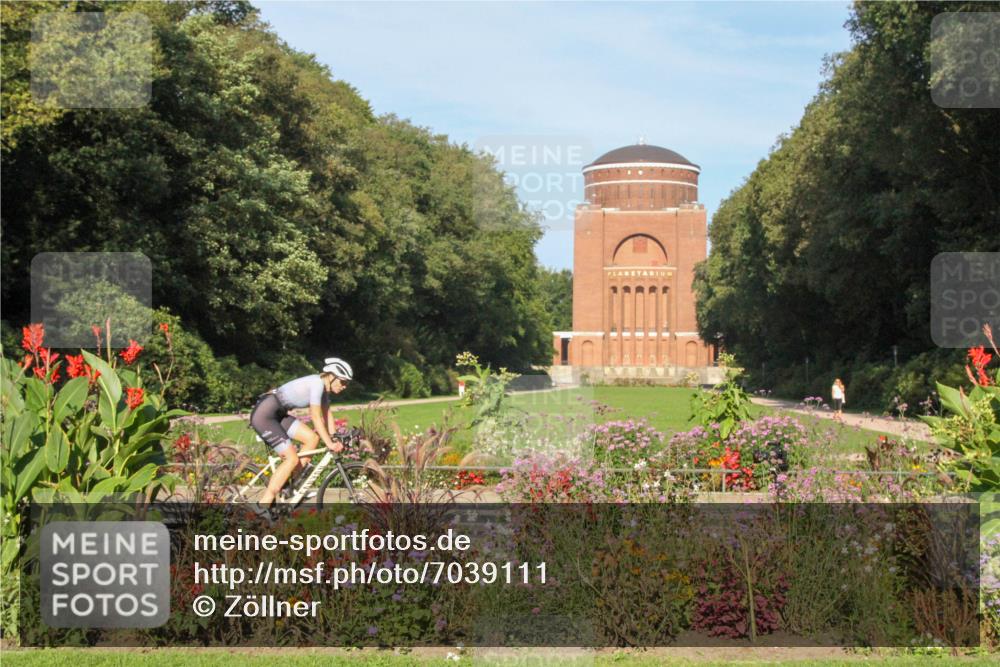 08.09.2024 - Stadtparktriathlon Zöllner http://msf.ph/oto/7039111 08.09.2024 09:20:47 Radfahren 120, 152, 161 meine-sportfotos.de