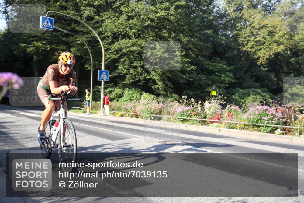 08.09.2024 - Stadtparktriathlon Zöllner http://msf.ph/oto/7039135 08.09.2024 09:11:51 Radfahren 11, 124, 138, 140, 144 meine-sportfotos.de