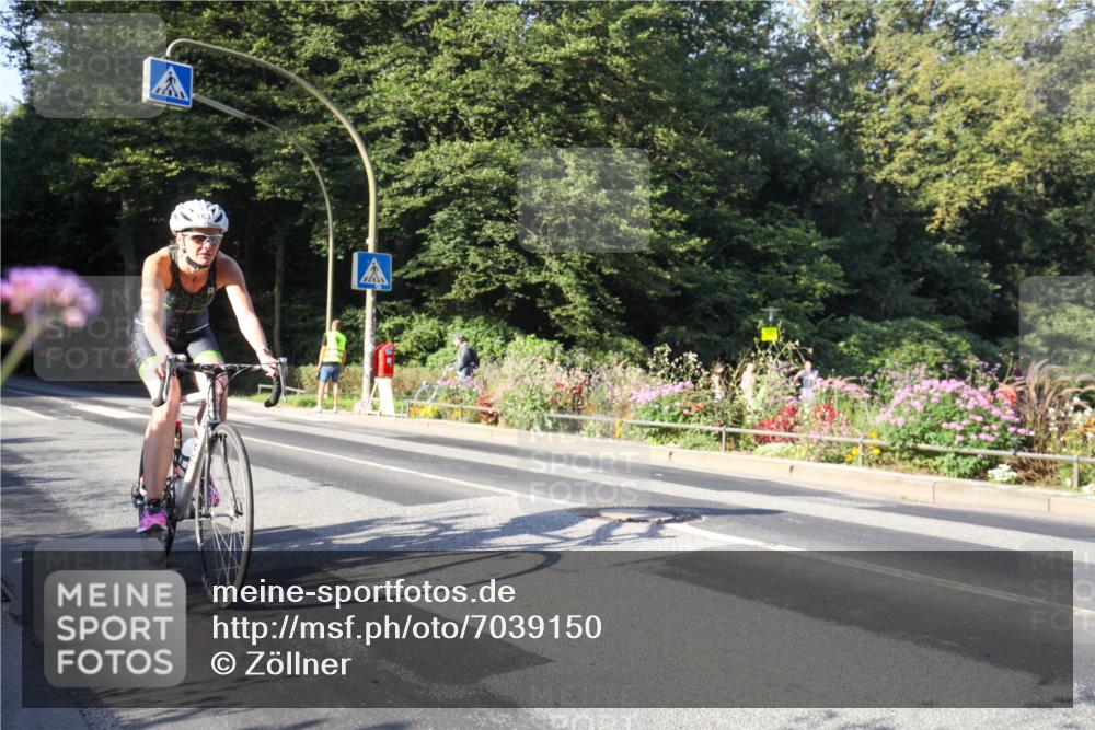 08.09.2024 - Stadtparktriathlon Zöllner http://msf.ph/oto/7039150 08.09.2024 09:12:19 Radfahren 114, 163 meine-sportfotos.de