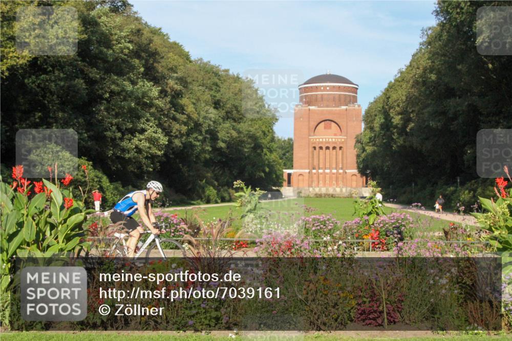 08.09.2024 - Stadtparktriathlon Zöllner http://msf.ph/oto/7039161 08.09.2024 09:21:44 Radfahren 103, 109 meine-sportfotos.de