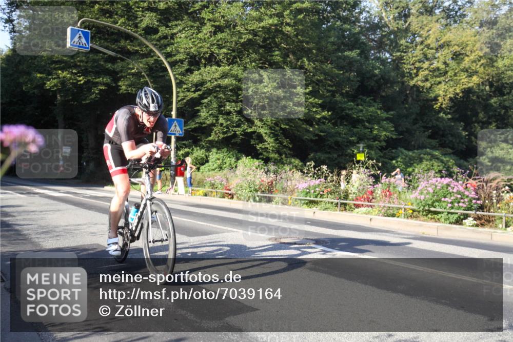 08.09.2024 - Stadtparktriathlon Zöllner http://msf.ph/oto/7039164 08.09.2024 09:12:47 Radfahren 68, 82, 88, 171 meine-sportfotos.de