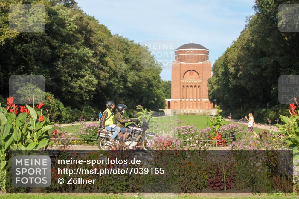 08.09.2024 - Stadtparktriathlon Zöllner http://msf.ph/oto/7039165 08.09.2024 09:21:58 Radfahren 67 meine-sportfotos.de
