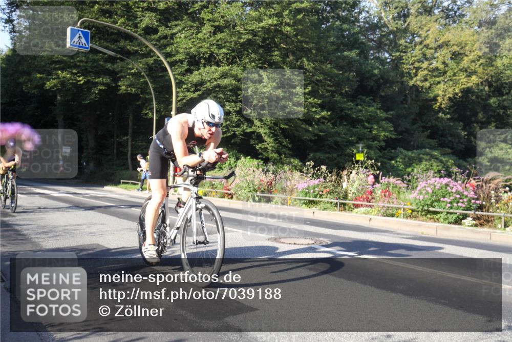 08.09.2024 - Stadtparktriathlon Zöllner http://msf.ph/oto/7039188 08.09.2024 09:13:29 Radfahren 1, 5, 49, 59, 92, 106, 122, 175 meine-sportfotos.de