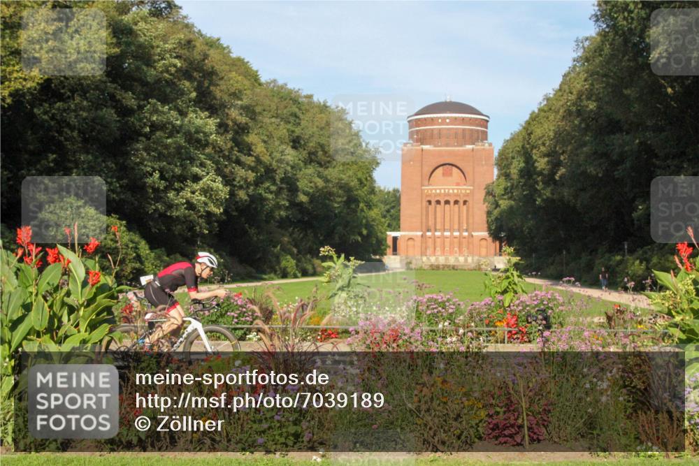 08.09.2024 - Stadtparktriathlon Zöllner http://msf.ph/oto/7039189 08.09.2024 09:22:51 Radfahren 95, 108, 117, 179 meine-sportfotos.de