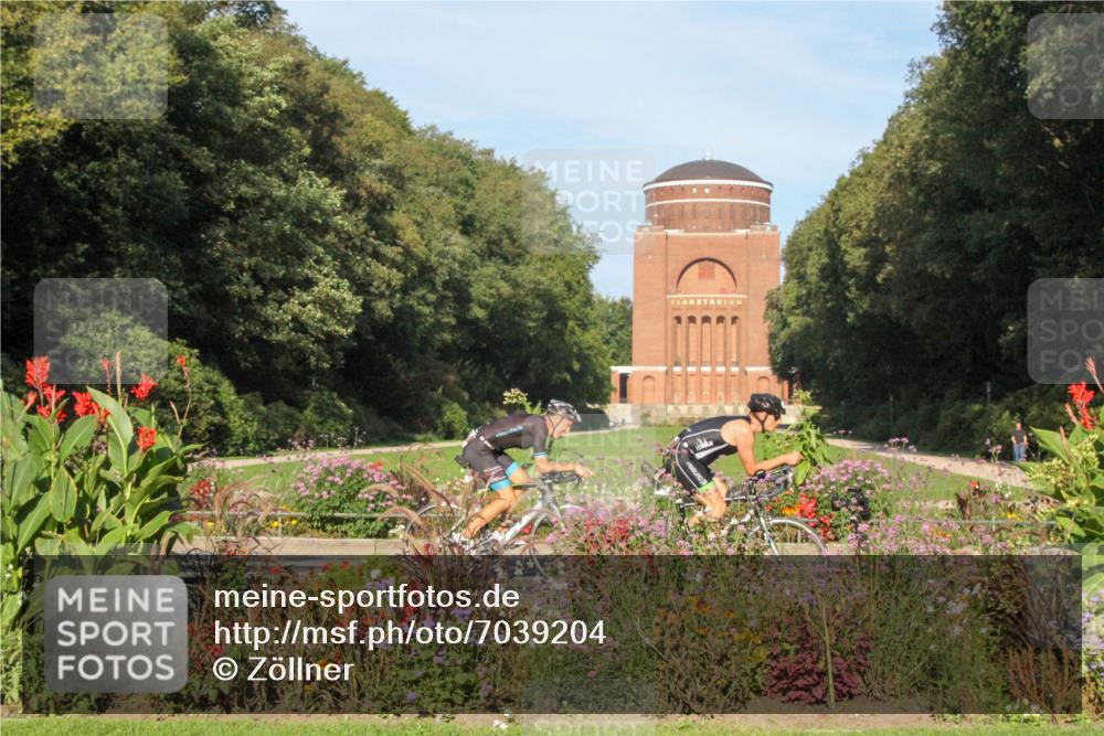08.09.2024 - Stadtparktriathlon Zöllner http://msf.ph/oto/7039204 08.09.2024 09:23:03 Radfahren 94, 121 meine-sportfotos.de