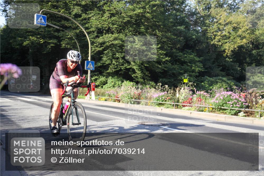 08.09.2024 - Stadtparktriathlon Zöllner http://msf.ph/oto/7039214 08.09.2024 09:14:05 Radfahren 33, 135, 145 meine-sportfotos.de