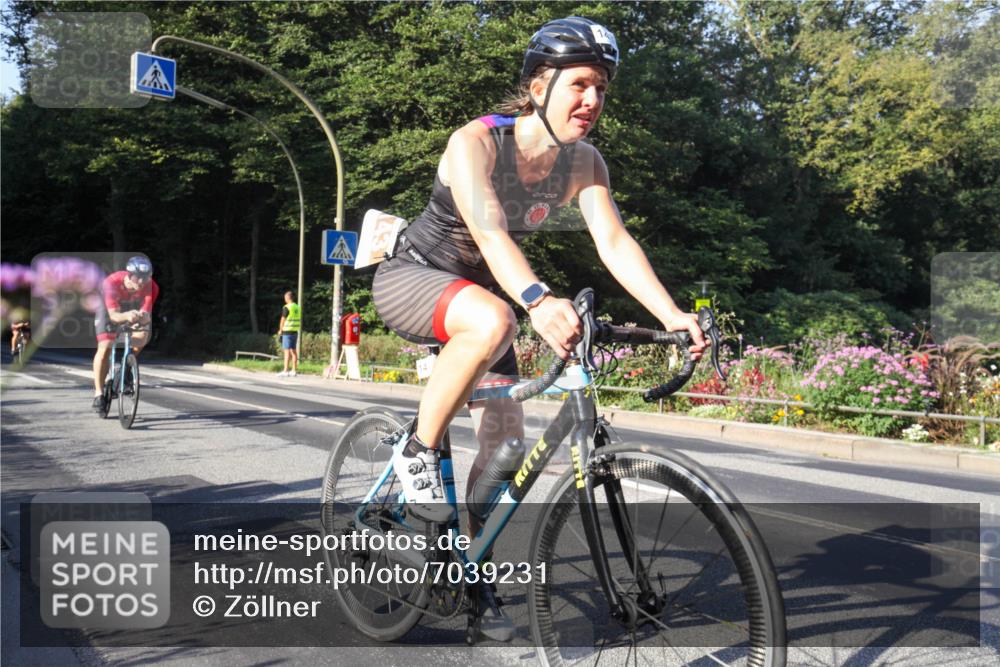 08.09.2024 - Stadtparktriathlon Zöllner http://msf.ph/oto/7039231 08.09.2024 09:14:18 Radfahren 39, 51, 62, 77, 78, 91, 102, 105, 143, 158, 162, 164, 166 meine-sportfotos.de