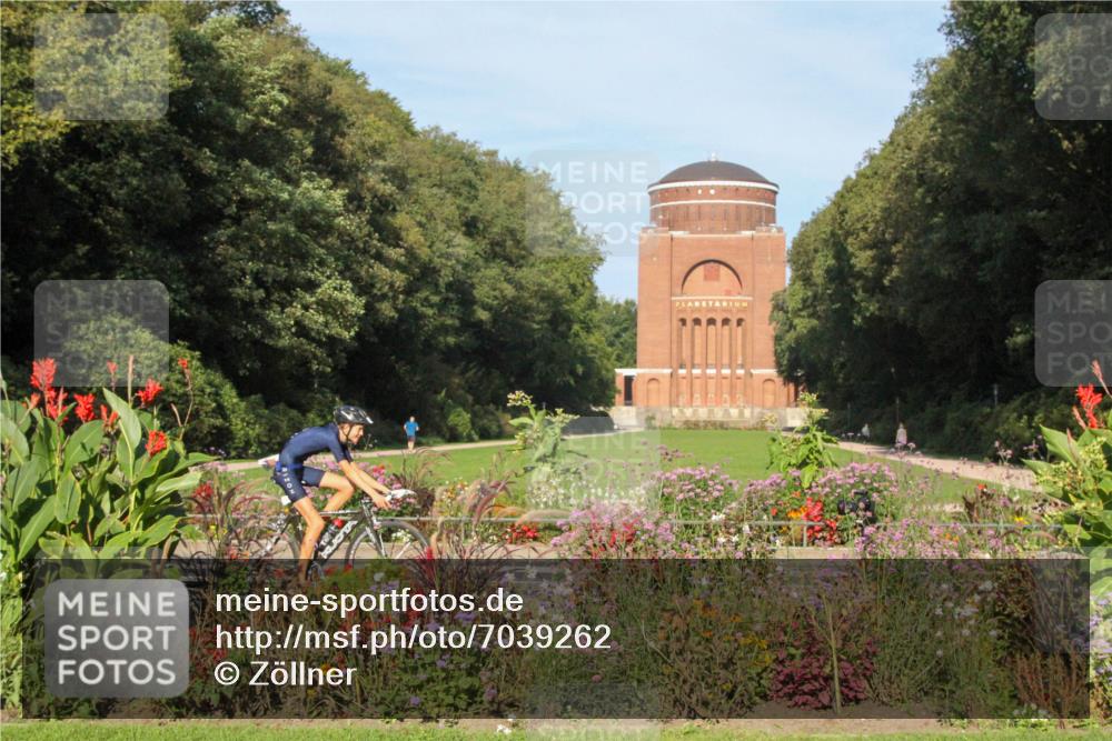 08.09.2024 - Stadtparktriathlon Zöllner http://msf.ph/oto/7039262 08.09.2024 09:25:33 Radfahren 128 meine-sportfotos.de