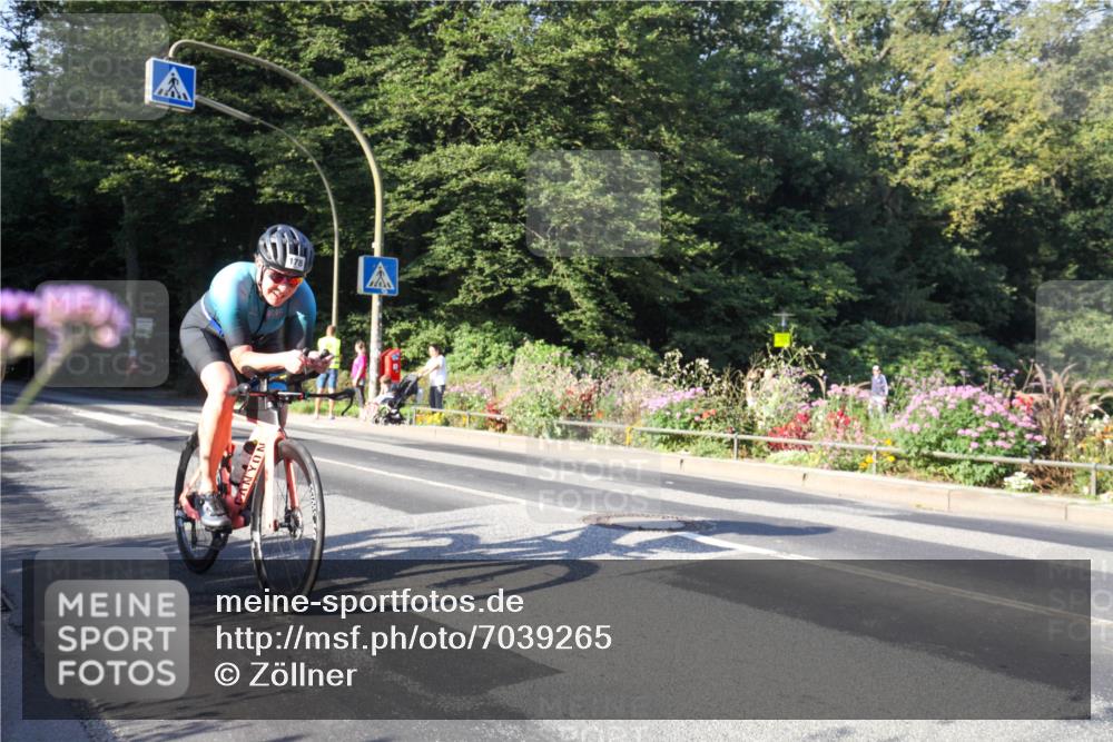 08.09.2024 - Stadtparktriathlon Zöllner http://msf.ph/oto/7039265 08.09.2024 09:15:02 Radfahren 16, 46, 67, 120, 178 meine-sportfotos.de