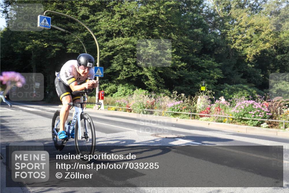 08.09.2024 - Stadtparktriathlon Zöllner http://msf.ph/oto/7039285 08.09.2024 09:15:16 Radfahren 15, 21, 35, 40, 44, 54, 63, 76 meine-sportfotos.de