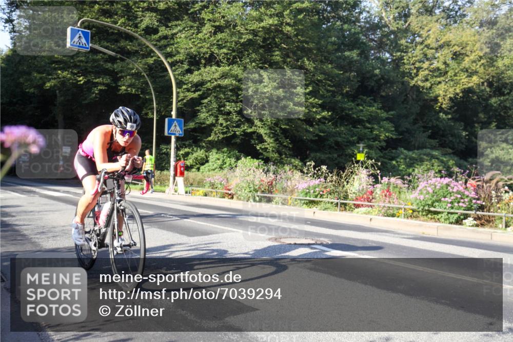08.09.2024 - Stadtparktriathlon Zöllner http://msf.ph/oto/7039294 08.09.2024 09:15:30 Radfahren 25, 72, 99, 179 meine-sportfotos.de