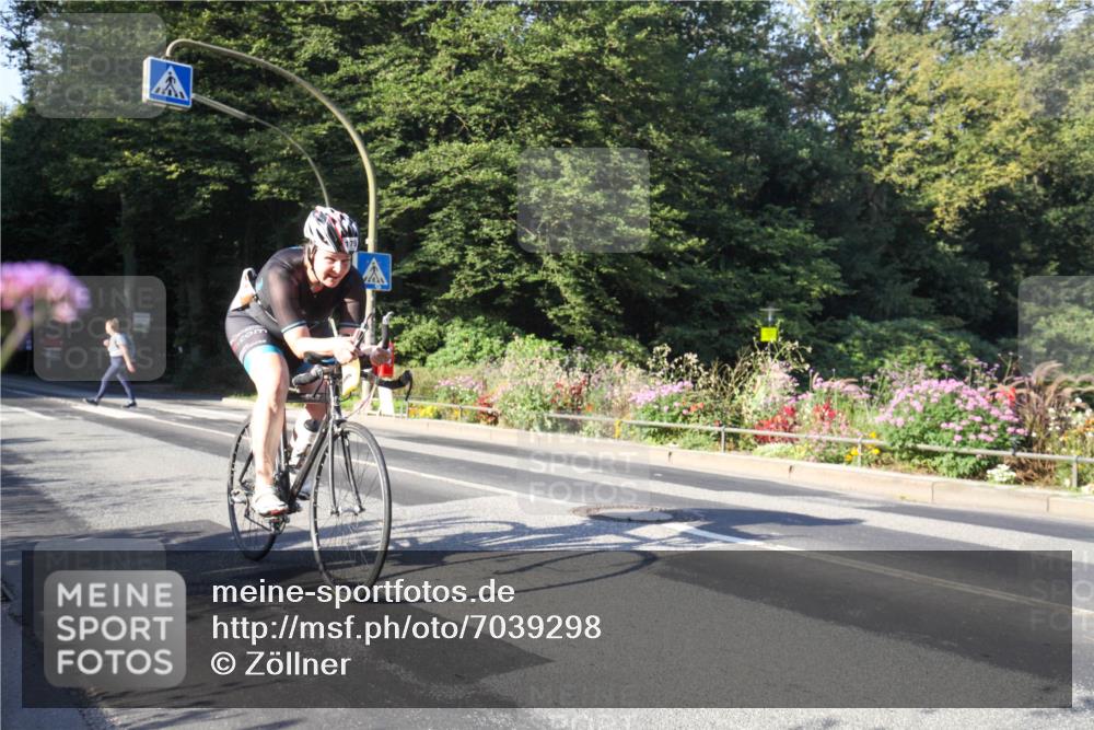 08.09.2024 - Stadtparktriathlon Zöllner http://msf.ph/oto/7039298 08.09.2024 09:15:31 Radfahren 25, 72, 99, 179 meine-sportfotos.de
