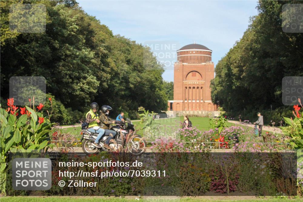 08.09.2024 - Stadtparktriathlon Zöllner http://msf.ph/oto/7039311 08.09.2024 09:26:39 Radfahren 176 meine-sportfotos.de