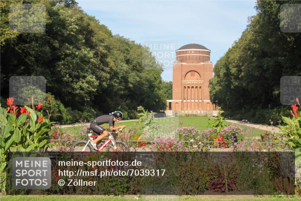 08.09.2024 - Stadtparktriathlon Zöllner http://msf.ph/oto/7039317 08.09.2024 09:26:53 Radfahren 104, 120 meine-sportfotos.de