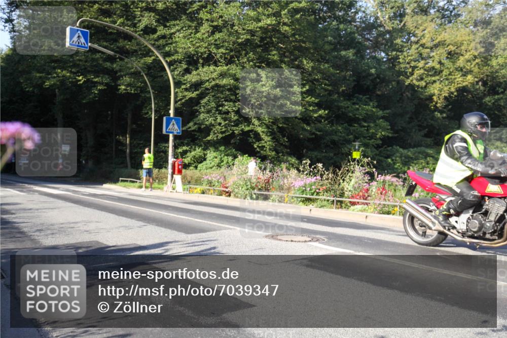 08.09.2024 - Stadtparktriathlon Zöllner http://msf.ph/oto/7039347 08.09.2024 09:16:55 Radfahren 121, 133 meine-sportfotos.de