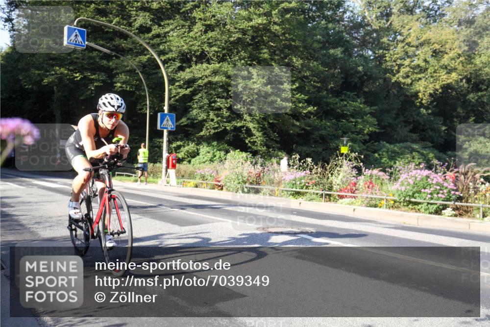 08.09.2024 - Stadtparktriathlon Zöllner http://msf.ph/oto/7039349 08.09.2024 09:16:57 Radfahren 121, 133 meine-sportfotos.de