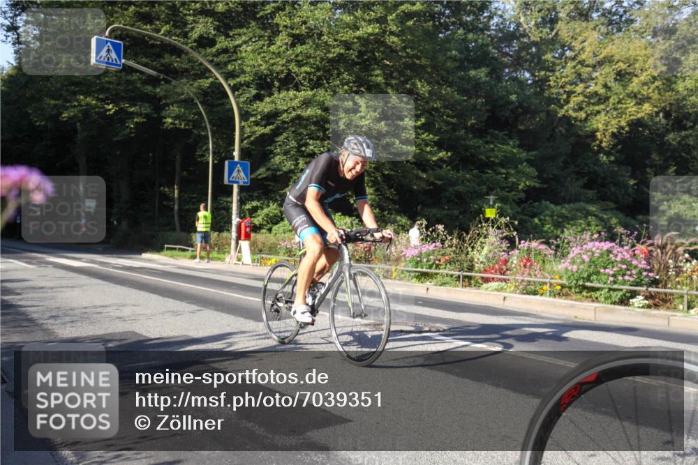 08.09.2024 - Stadtparktriathlon Zöllner http://msf.ph/oto/7039351 08.09.2024 09:16:57 Radfahren 121, 133 meine-sportfotos.de