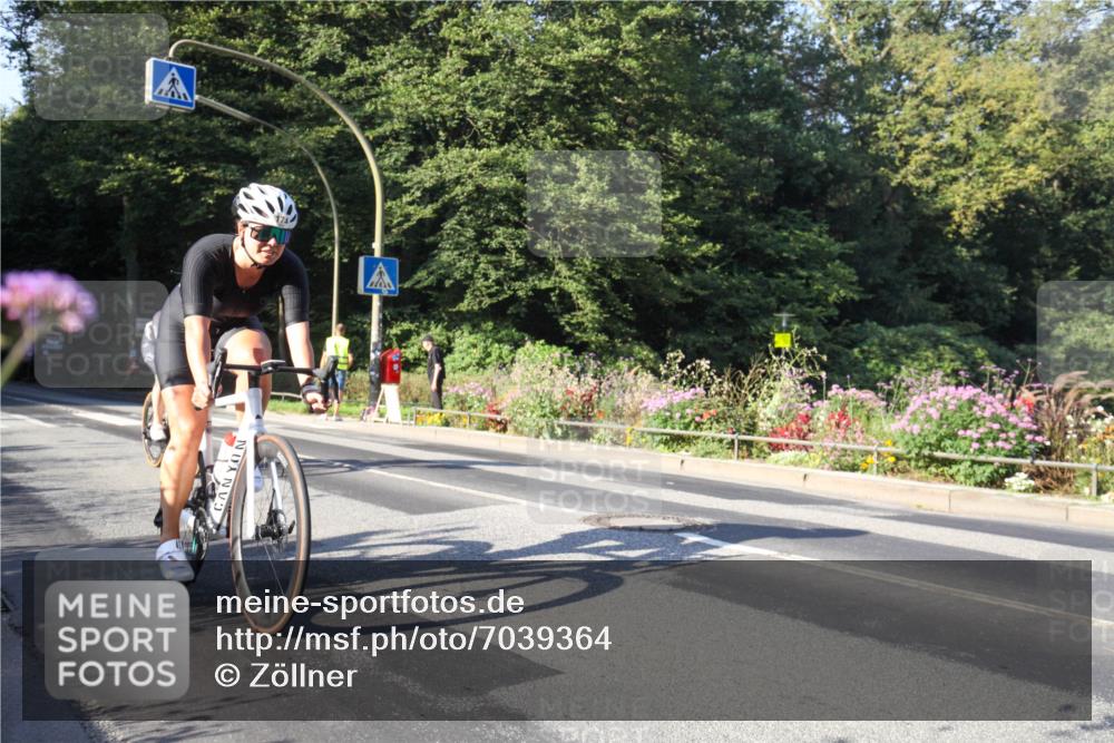 08.09.2024 - Stadtparktriathlon Zöllner http://msf.ph/oto/7039364 08.09.2024 09:17:19 Radfahren 74, 116, 148, 174 meine-sportfotos.de