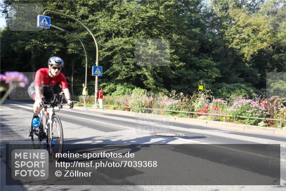 08.09.2024 - Stadtparktriathlon Zöllner http://msf.ph/oto/7039368 08.09.2024 09:17:22 Radfahren 74, 97, 148, 174 meine-sportfotos.de