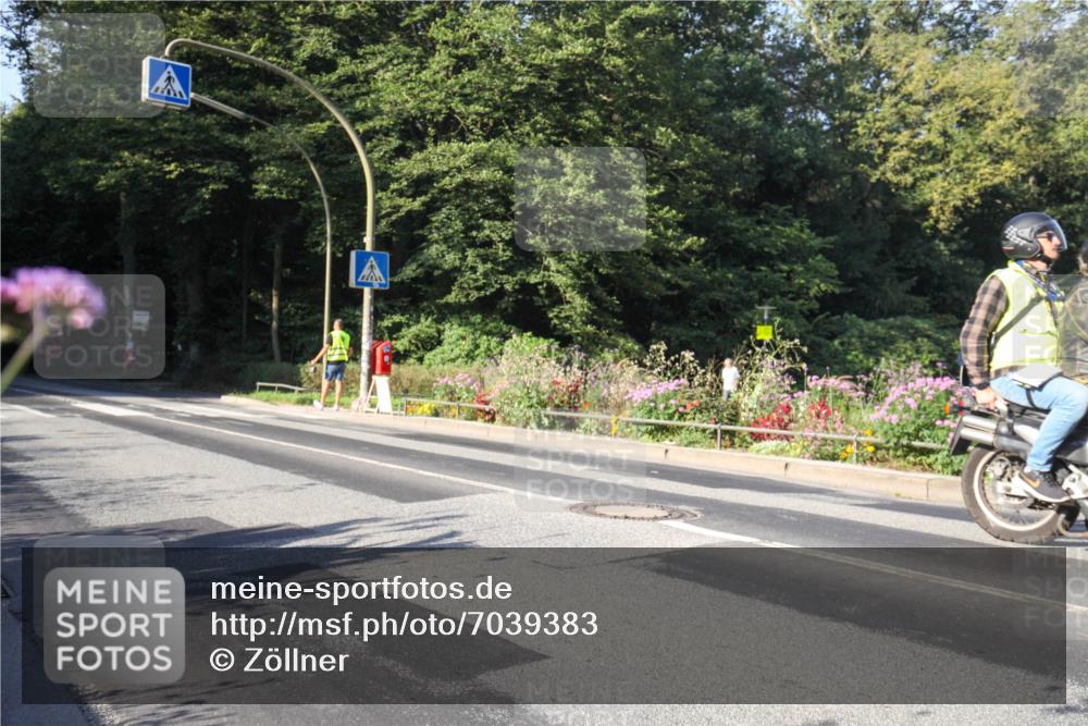 08.09.2024 - Stadtparktriathlon Zöllner http://msf.ph/oto/7039383 08.09.2024 09:17:54 Radfahren 30 meine-sportfotos.de