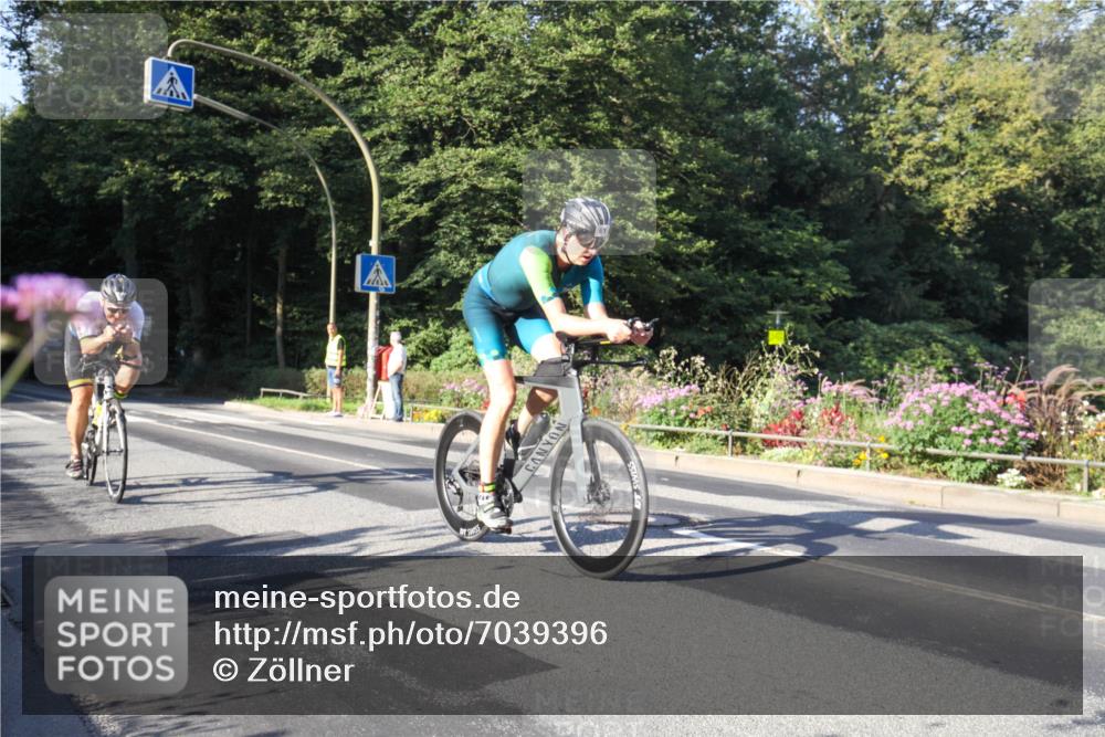08.09.2024 - Stadtparktriathlon Zöllner http://msf.ph/oto/7039396 08.09.2024 09:18:16 Radfahren 60, 61, 144 meine-sportfotos.de