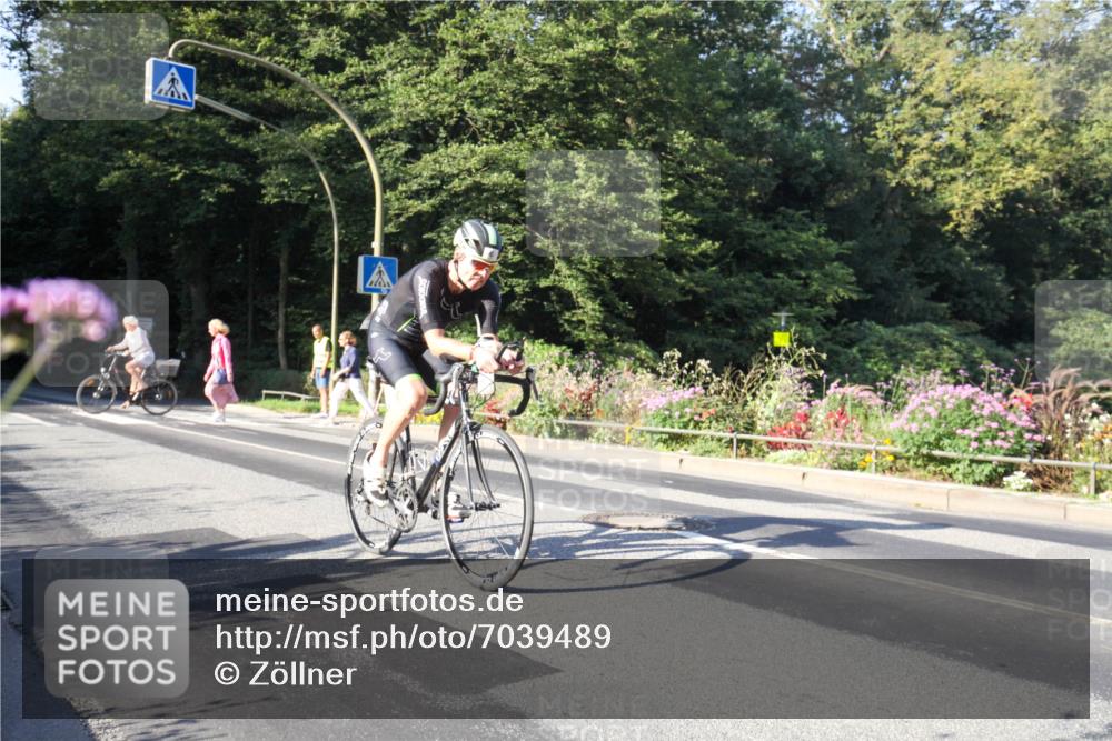 08.09.2024 - Stadtparktriathlon Zöllner http://msf.ph/oto/7039489 08.09.2024 09:20:58 Radfahren 6, 93 meine-sportfotos.de