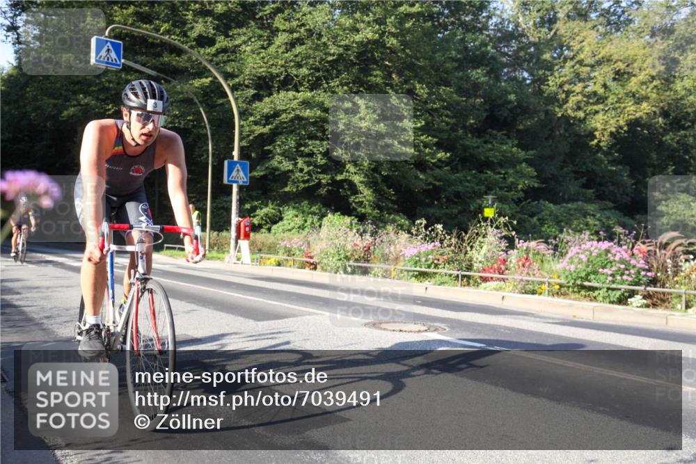 08.09.2024 - Stadtparktriathlon Zöllner http://msf.ph/oto/7039491 08.09.2024 09:21:07 Radfahren 3, 14, 166 meine-sportfotos.de