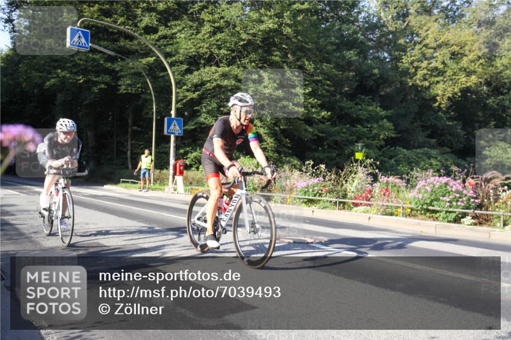 08.09.2024 - Stadtparktriathlon Zöllner http://msf.ph/oto/7039493 08.09.2024 09:21:08 Radfahren 3, 14, 52, 166 meine-sportfotos.de