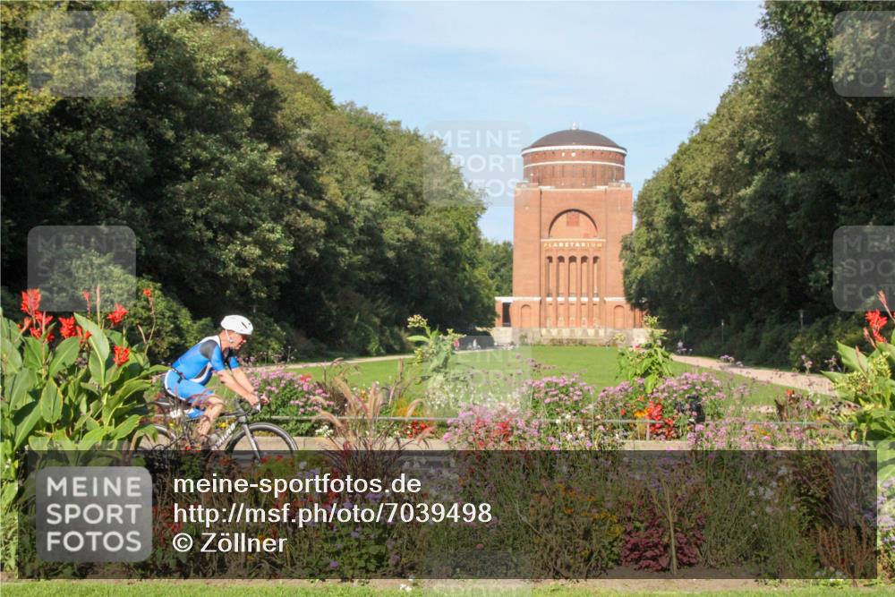 08.09.2024 - Stadtparktriathlon Zöllner http://msf.ph/oto/7039498 08.09.2024 09:33:04 Radfahren 101, 128, 176 meine-sportfotos.de
