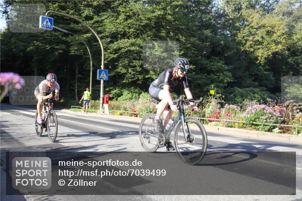08.09.2024 - Stadtparktriathlon Zöllner http://msf.ph/oto/7039499 08.09.2024 09:21:18 Radfahren 162, 168 meine-sportfotos.de