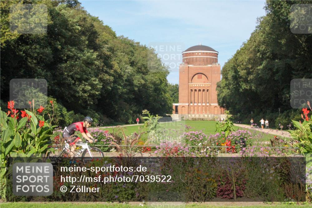 08.09.2024 - Stadtparktriathlon Zöllner http://msf.ph/oto/7039522 08.09.2024 09:33:49 Radfahren 148 meine-sportfotos.de