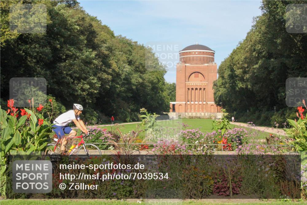 08.09.2024 - Stadtparktriathlon Zöllner http://msf.ph/oto/7039534 08.09.2024 09:34:17 Radfahren 104, 145, 154, 159 meine-sportfotos.de
