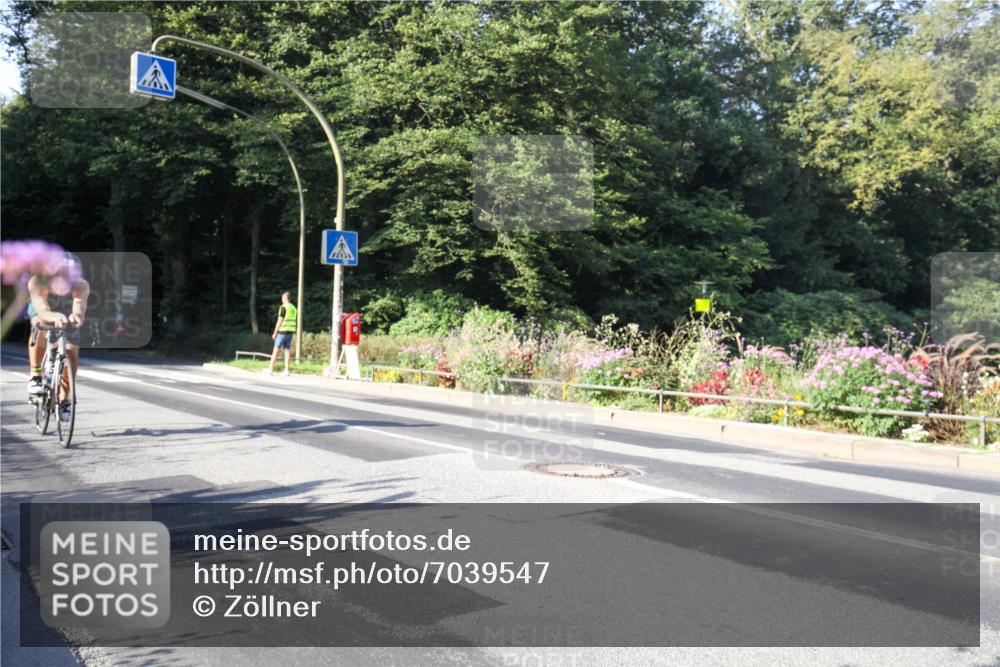 08.09.2024 - Stadtparktriathlon Zöllner http://msf.ph/oto/7039547 08.09.2024 09:22:57 Radfahren 117, 123, 179 meine-sportfotos.de
