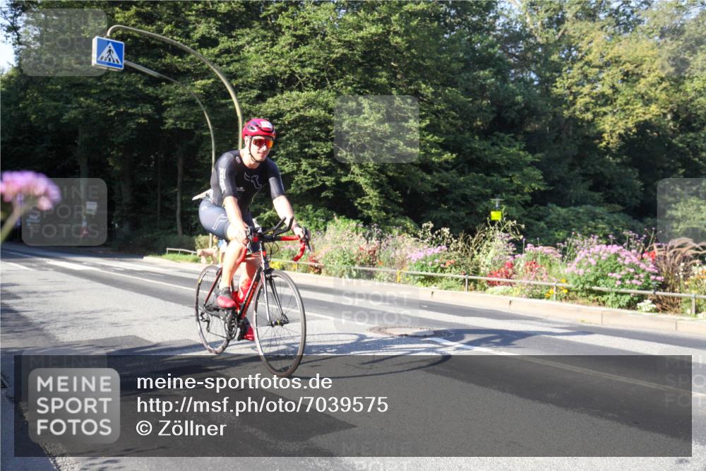 08.09.2024 - Stadtparktriathlon Zöllner http://msf.ph/oto/7039575 08.09.2024 09:24:34 Radfahren 119, 172 meine-sportfotos.de