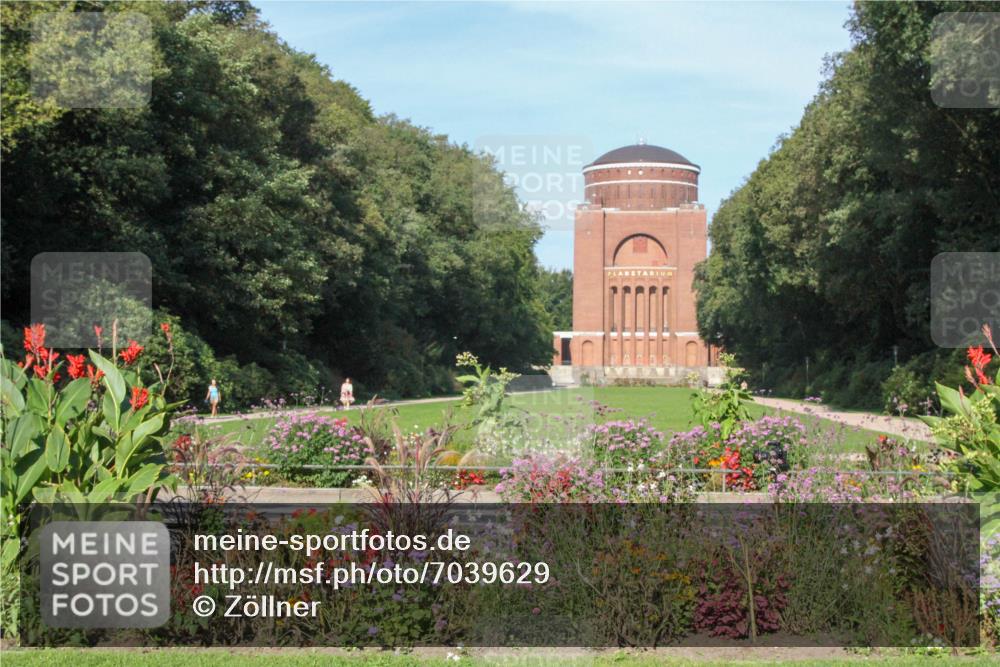 08.09.2024 - Stadtparktriathlon Zöllner http://msf.ph/oto/7039629 08.09.2024 09:38:24 Radfahren 144, 164 meine-sportfotos.de