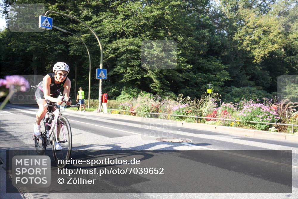 08.09.2024 - Stadtparktriathlon Zöllner http://msf.ph/oto/7039652 08.09.2024 09:27:05 Radfahren 115, 134 meine-sportfotos.de