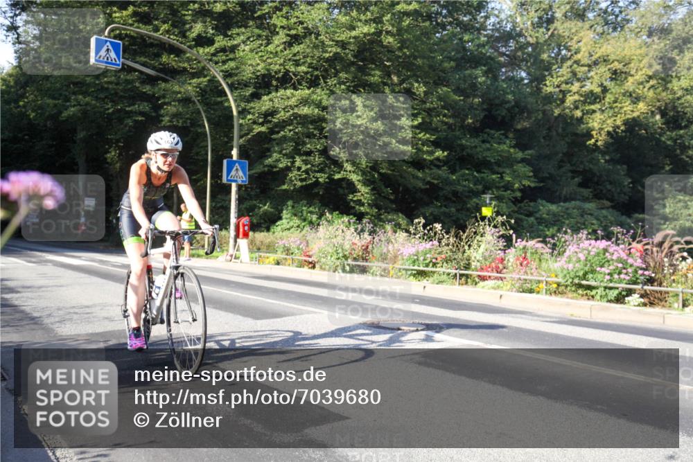 08.09.2024 - Stadtparktriathlon Zöllner http://msf.ph/oto/7039680 08.09.2024 09:28:12 Radfahren 107, 154, 161, 163, 166 meine-sportfotos.de