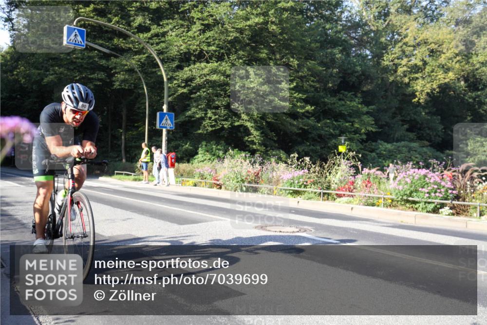 08.09.2024 - Stadtparktriathlon Zöllner http://msf.ph/oto/7039699 08.09.2024 09:29:05 Radfahren 90, 99 meine-sportfotos.de
