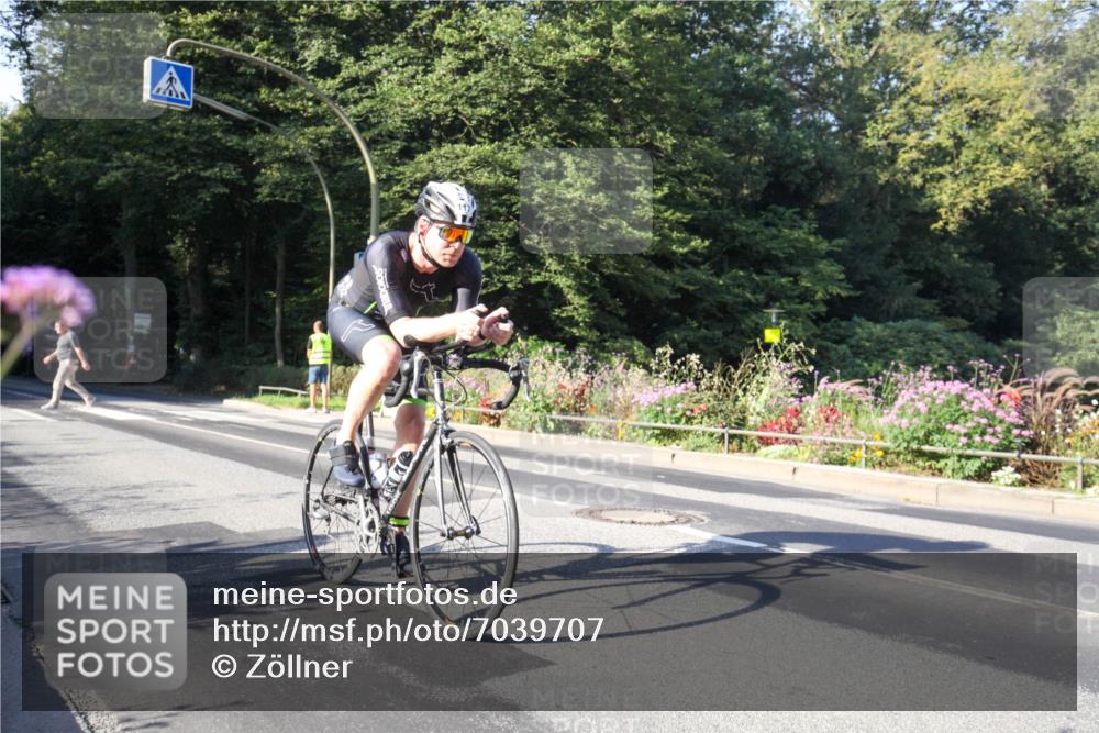 08.09.2024 - Stadtparktriathlon Zöllner http://msf.ph/oto/7039707 08.09.2024 09:29:28 Radfahren 117 meine-sportfotos.de