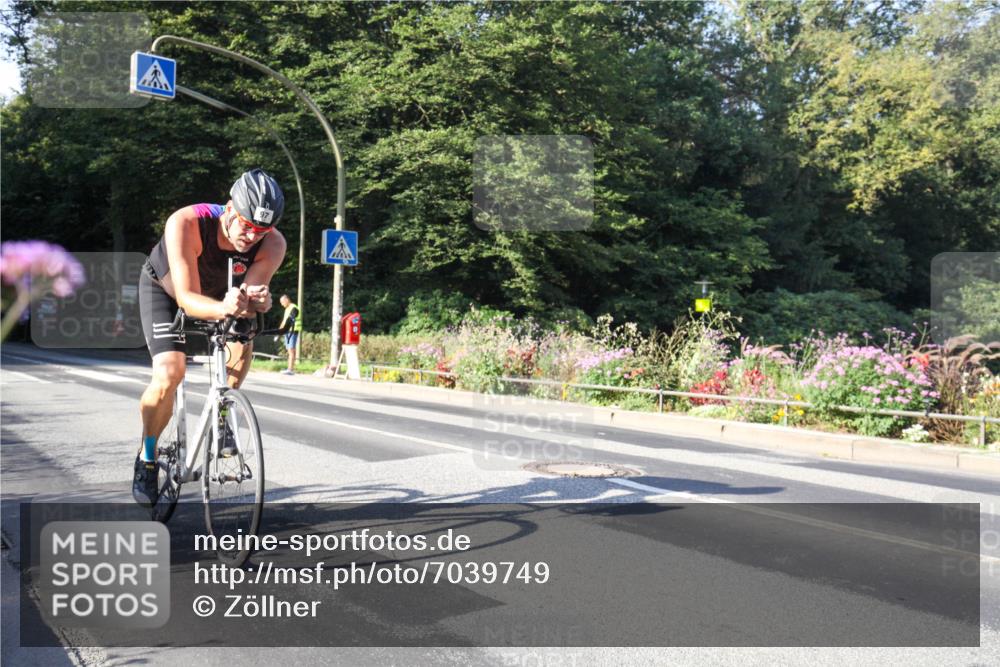 08.09.2024 - Stadtparktriathlon Zöllner http://msf.ph/oto/7039749 08.09.2024 09:31:01 Radfahren 97, 174, 178 meine-sportfotos.de
